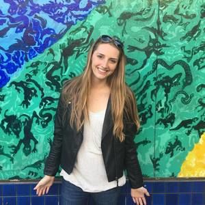 Meet your Posher, Leeann